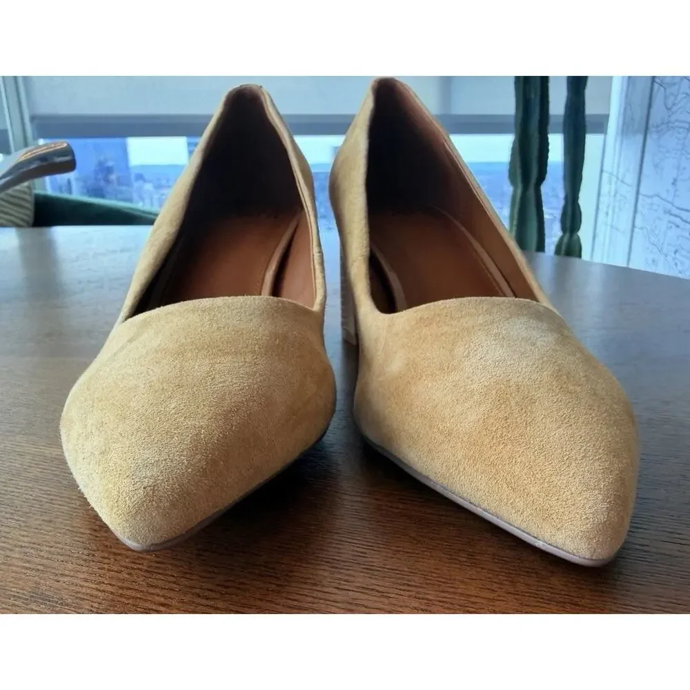 Donald Pliner Stephaniks Pointed Toe Block Heel Pump in Caramel - Size 11, NWOB